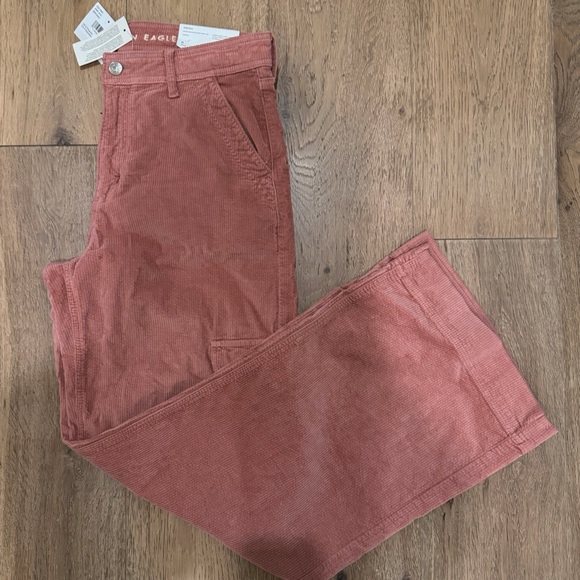 BNWT American Eagle Outfitters Super High Rise Pink Corduroy Wide Leg Cargo sz8 - Picture 8 of 8